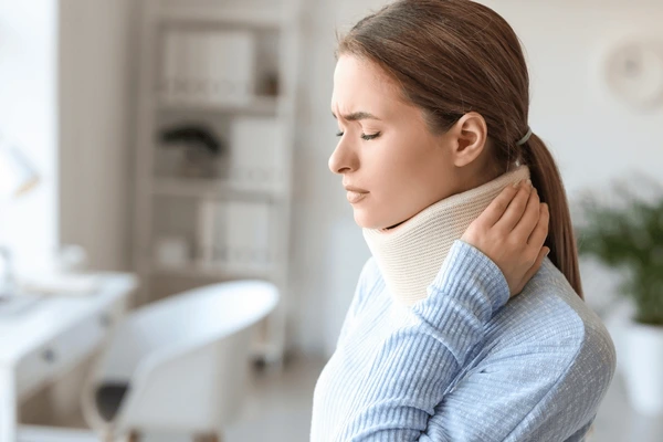 cervical collar side effects
